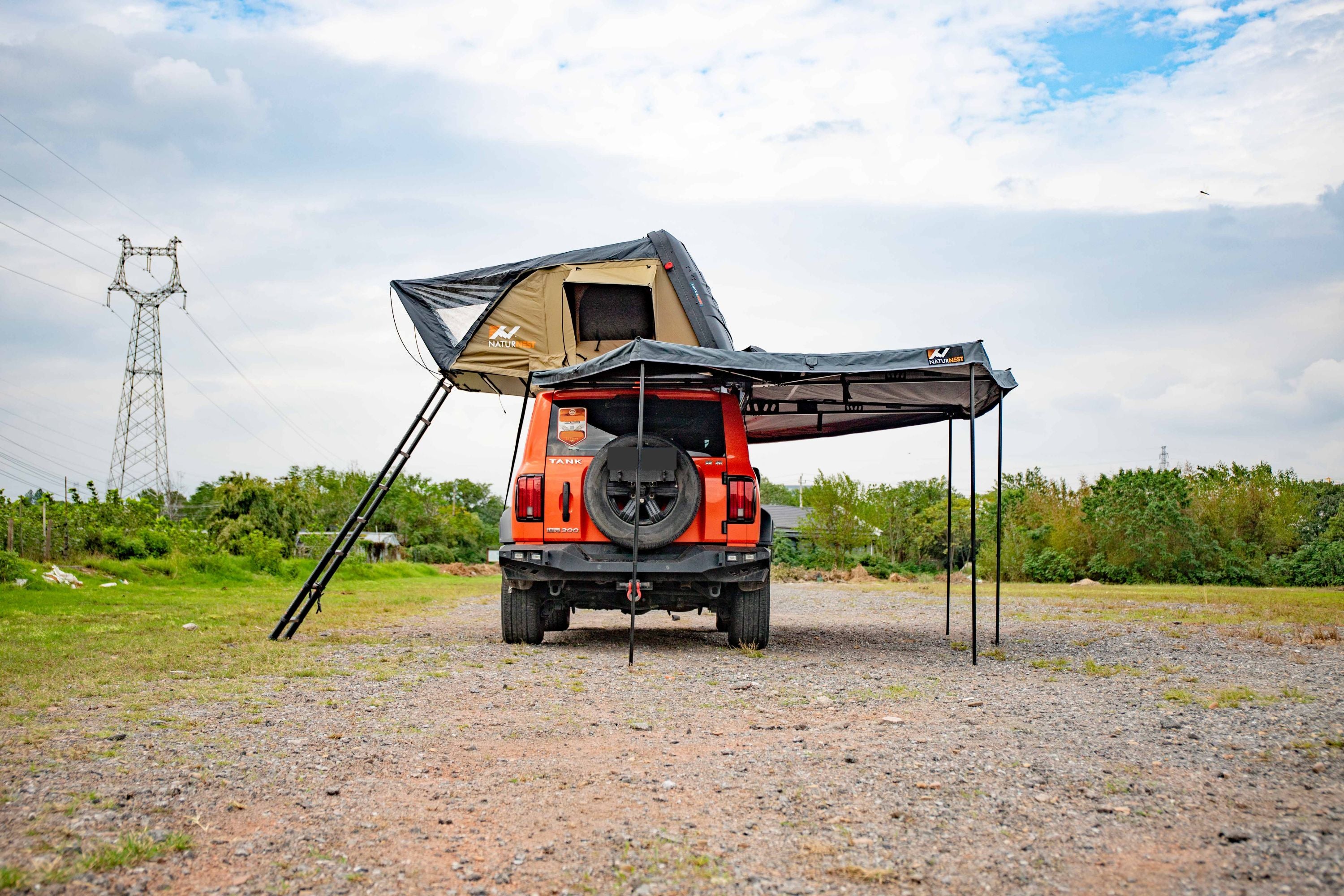 Naturnest Sirius 1 Rooftop tent +Naturnest  270 awning plus passenger side