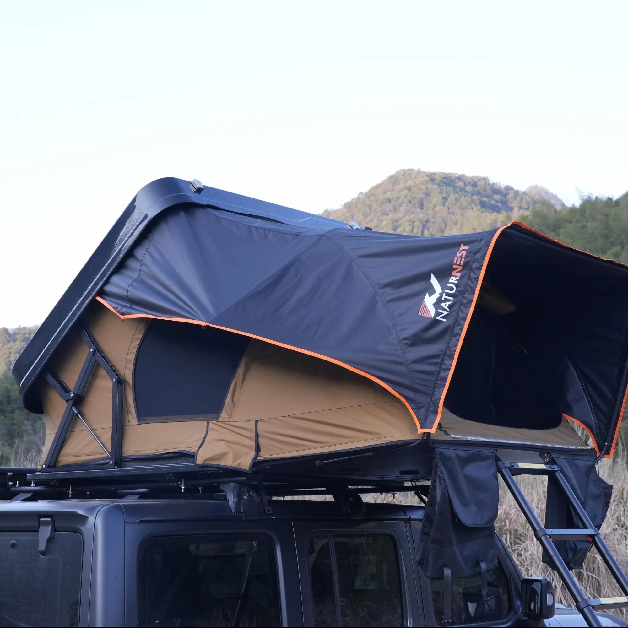 Naturnest Sirius 2 Clamshell Rooftop Tent